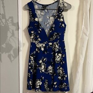 Forever 21 Blue and White Floral Mini Dress